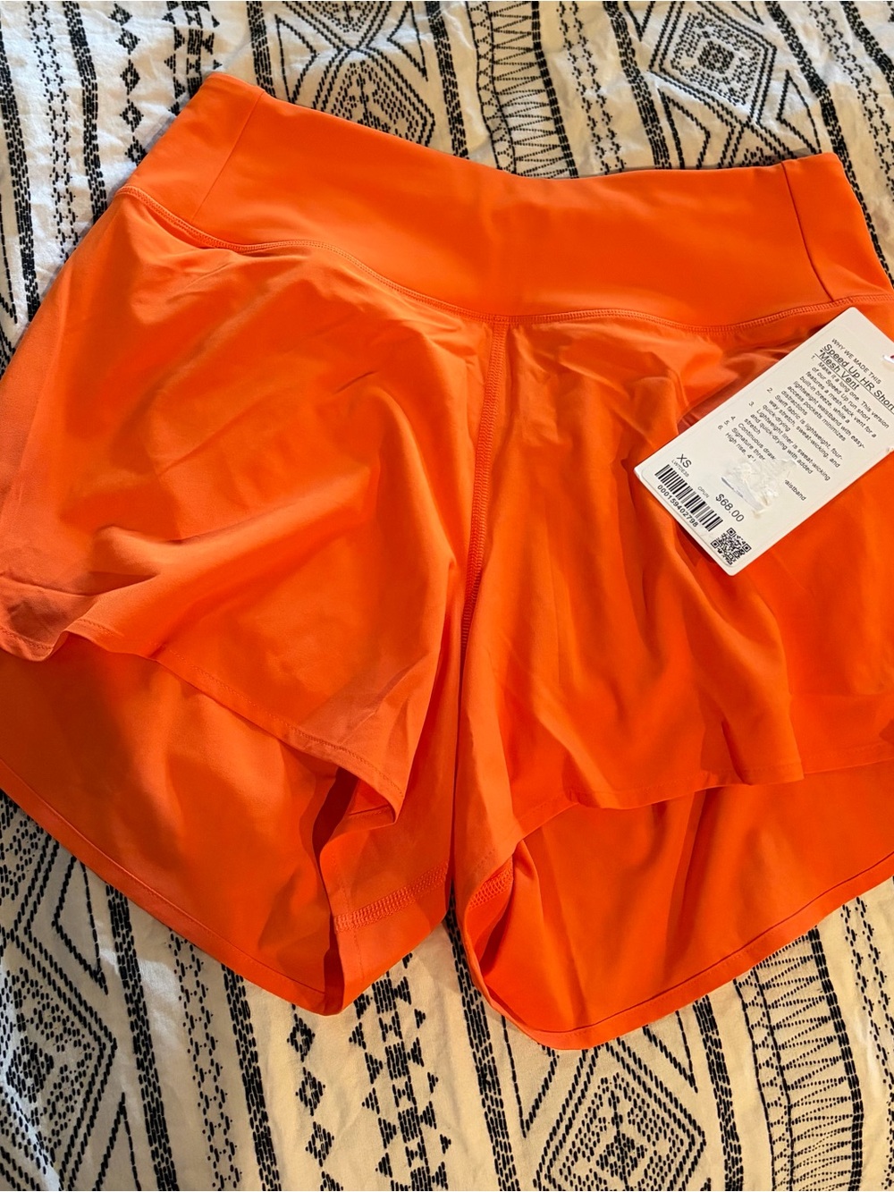 lululemon Speed Up 4" Shorts - Picture 3 of 4